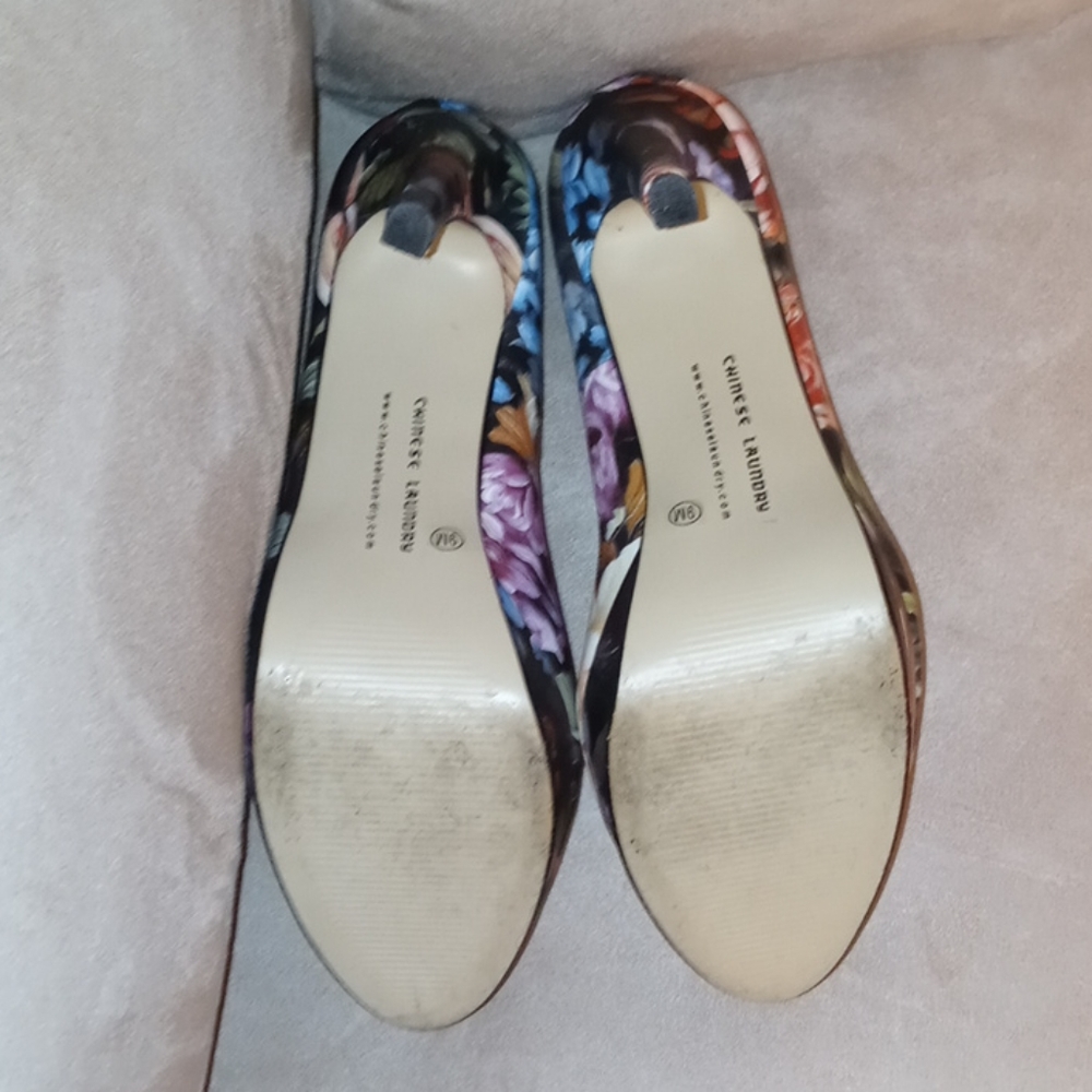 🖤CHINESE LAUNDRY HEELS & PURSE🖤 - Picture 4 of 6